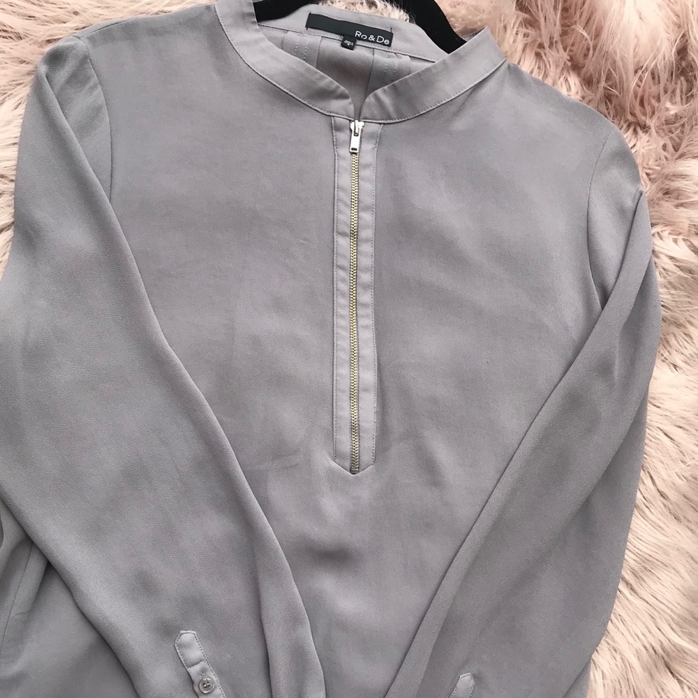 Grey blouse / Ro De from Nordstrom/ Gently used